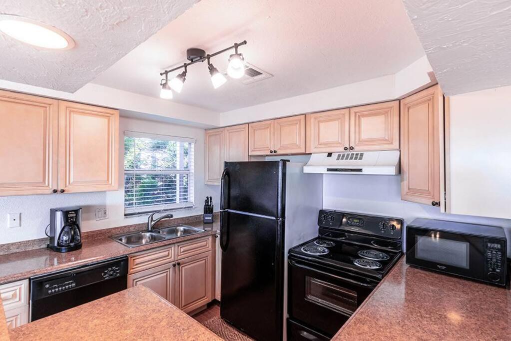 Your Tranquil Escape Is Found Directly On The Beach At The Serenity Beach Condo. Siesta Key Exteriér fotografie